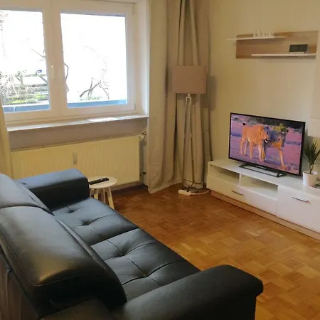 Stylish With Balcony Center アパート *