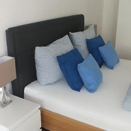 アパート Stylish With Balcony Center ニュルンベルク